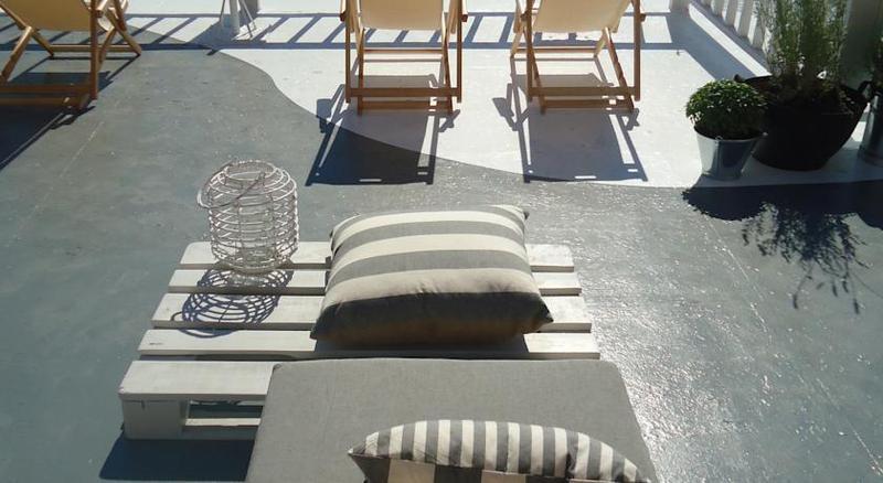 Hotel Porto Carra Fira  Esterno foto