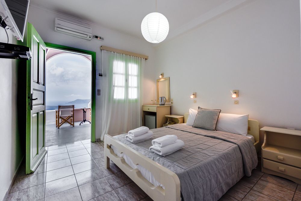 Hotel Porto Carra Fira  Esterno foto